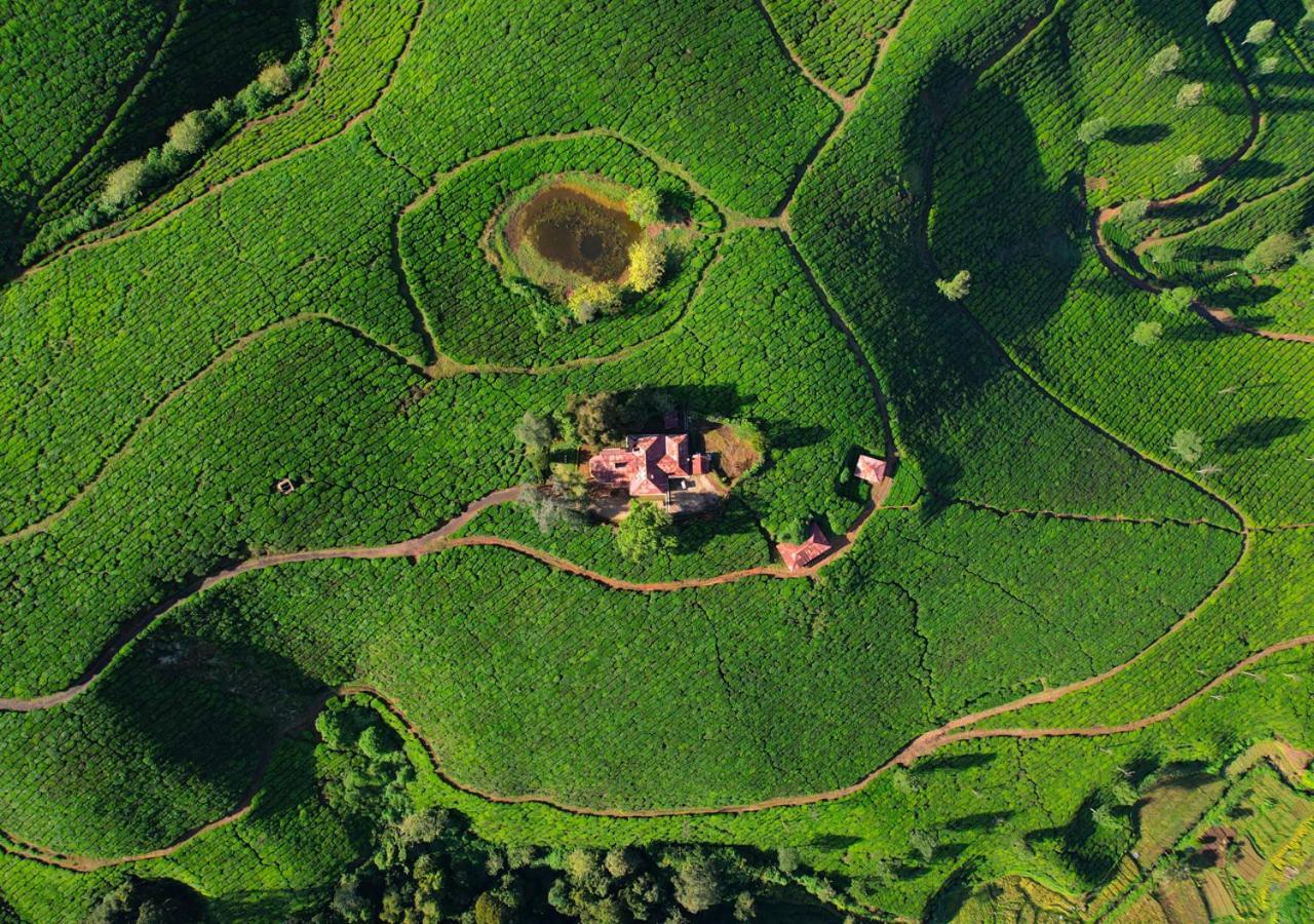Arivikad Tea Bungalow Munnar By Voye Homes Suryanelli Bagian luar foto