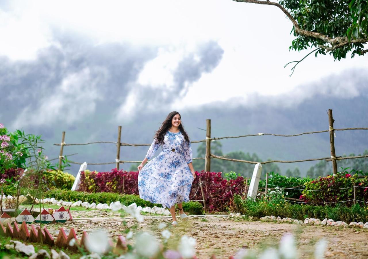 Arivikad Tea Bungalow Munnar By Voye Homes Suryanelli Bagian luar foto